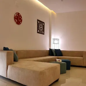 byblos-deluxe.hotelsaqaba.com/